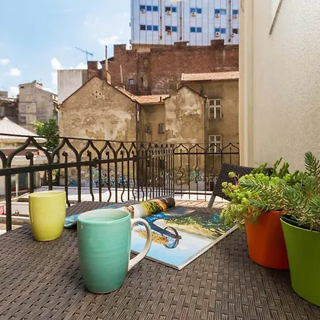 Break Chic And Luxury